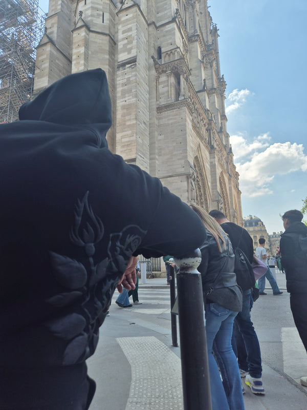 FEEL THE VIBE. WEAR THE EDGE.